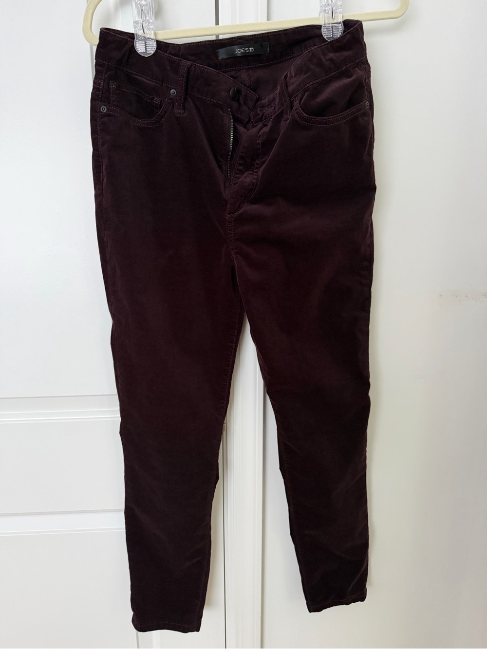 Joe’s Jeans “The Charlie” High-Rise Skinny Ankle Jeans Size 31 in Dark Burgundy